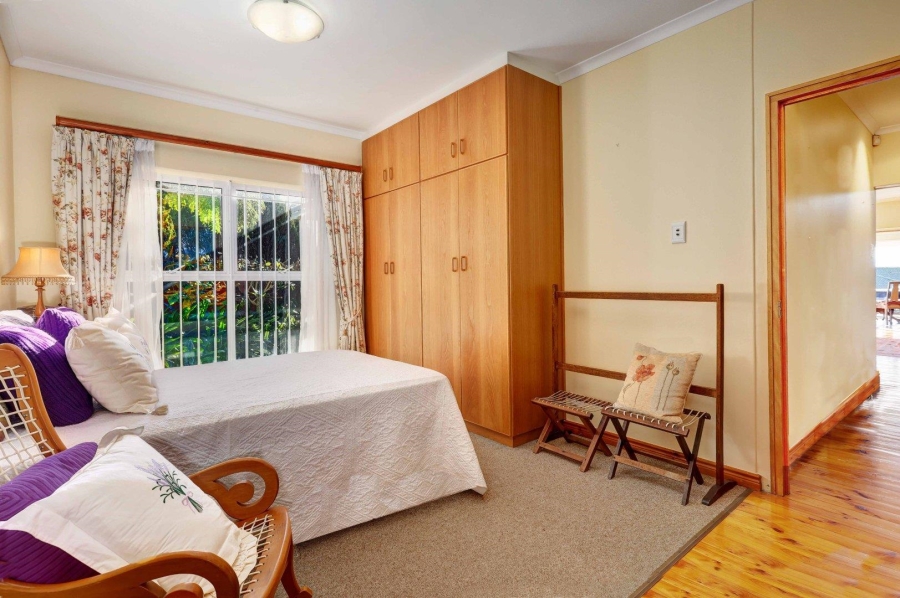 4 Bedroom Property for Sale in Van Riebeeckshof Western Cape